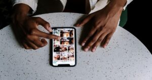 How to Use AI Reverse Image Search Tools: A Complete Beginner’s Guide